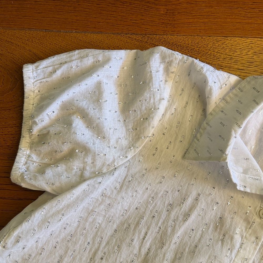 Splendid White Button Down Short Sleeve Withs Sparkle Dots Top - Picture 4 of 7
